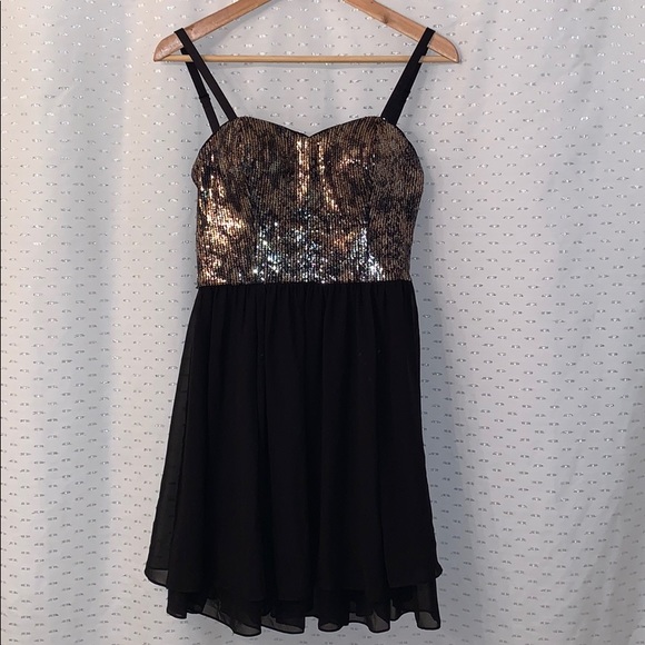 Guess Fit and Flare Strapless Dress - Picture 6 of 11
